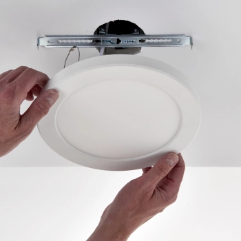 StratusDISC adjustable lampa wpuszczana IP44 18W LED 1800lm CCT 108743