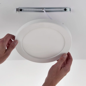 StratusDISC adjustable lampa wpuszczana IP44 18W LED 1800lm CCT 108743