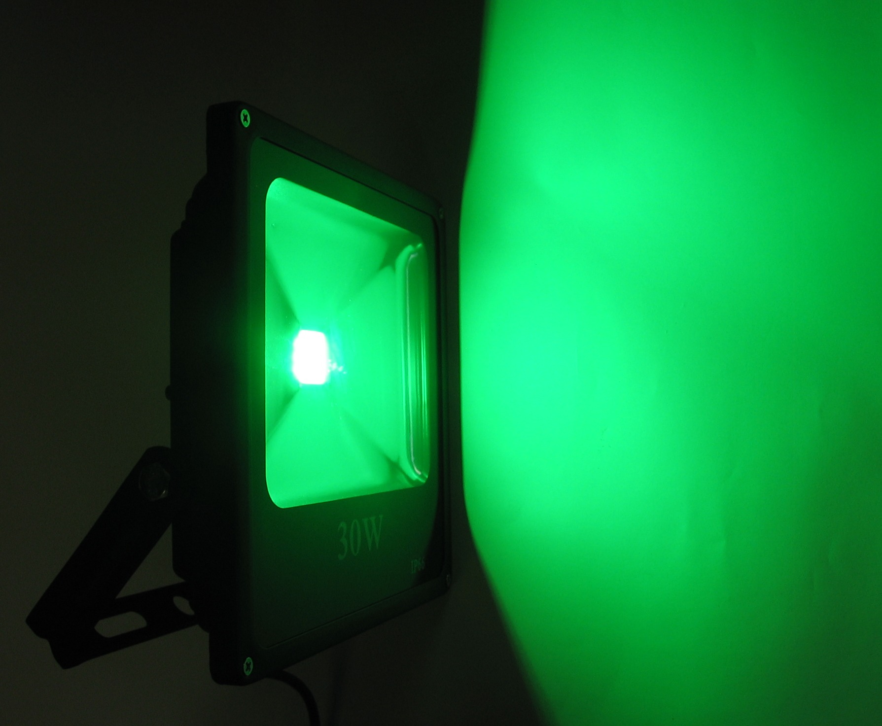 Naświetlacz LED 30W światło zielone